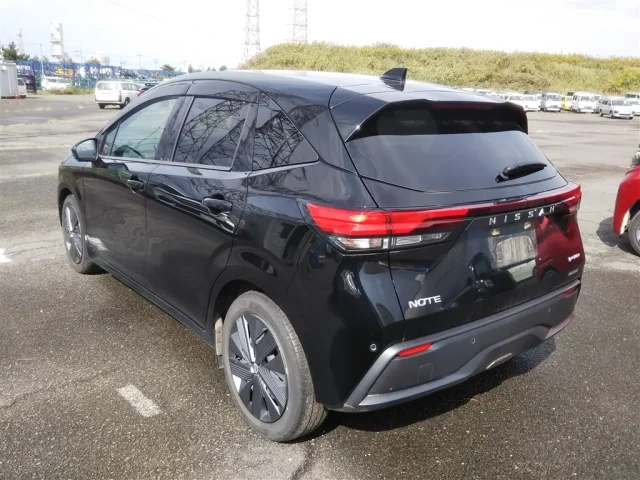 Nissan NOTE — фото 2
