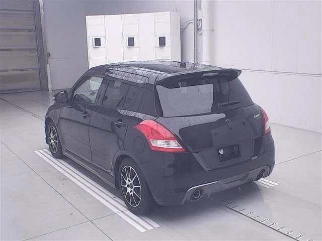 Suzuki SWIFT — фото 2