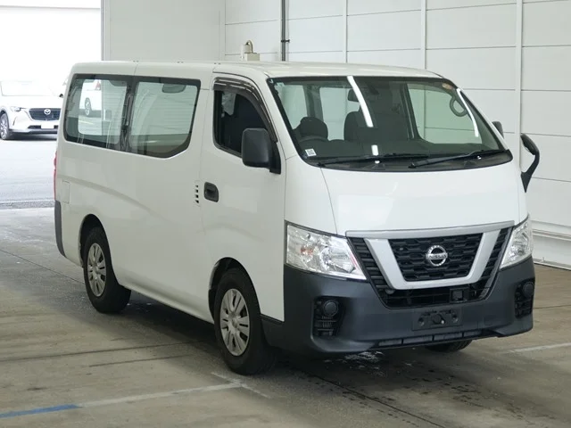 Nissan CARAVAN VAN — фото 1