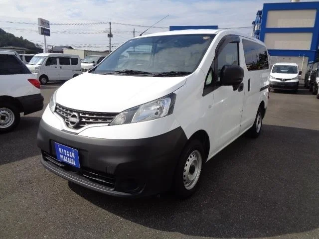 Nissan NV200 — фото 1