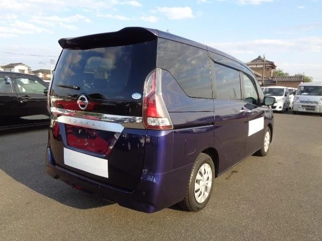 Nissan SERENA — фото 2