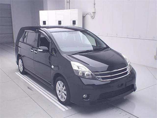 Toyota ISIS