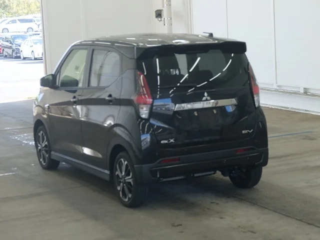 Mitsubishi EK X EV — фото 2