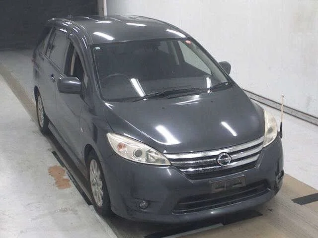 Nissan LAFESTA