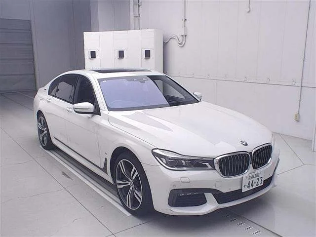 BMW 7-Series — фото 1