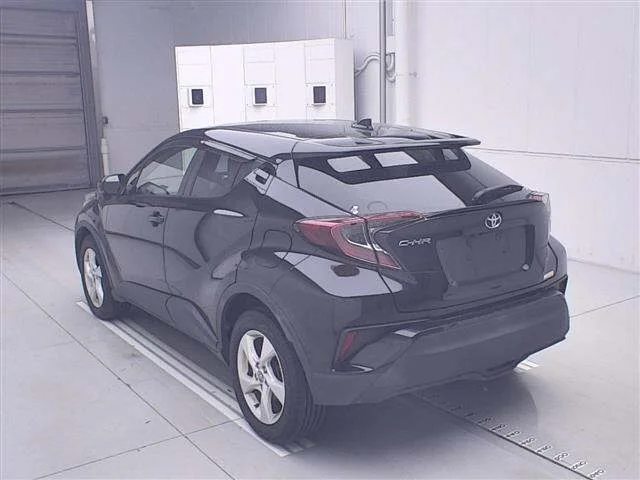 Toyota C-HR — фото 2