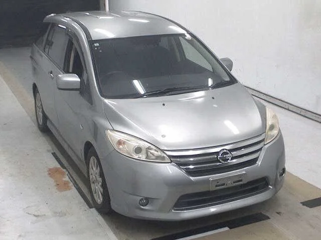 Nissan LAFESTA