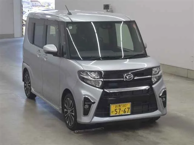 Daihatsu TANTO — фото 1