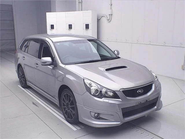 Subaru LEGACY — фото 1