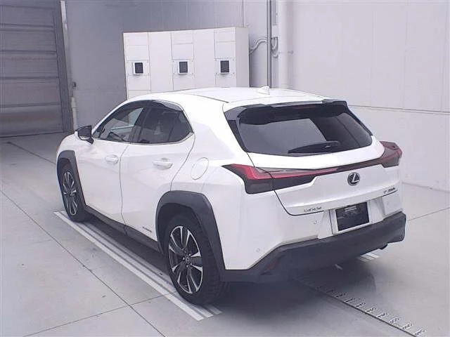 Lexus UX — фото 2