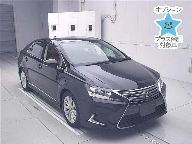 Lexus HS — фото 1