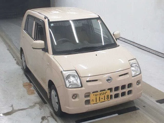 Nissan PINO