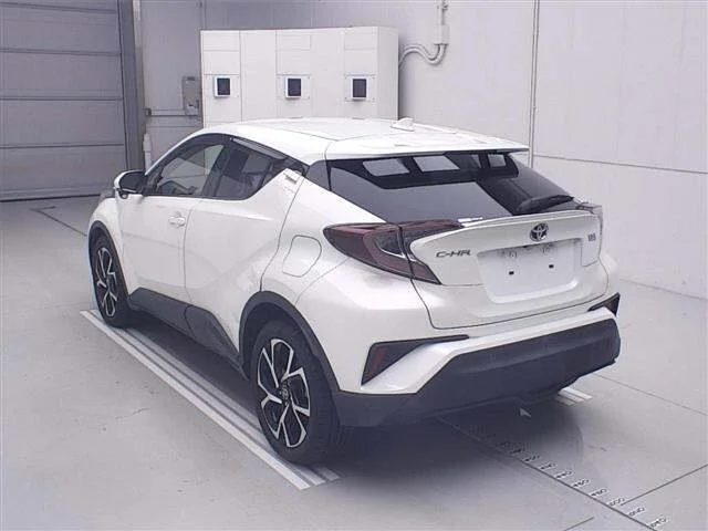 Toyota C-HR — фото 2