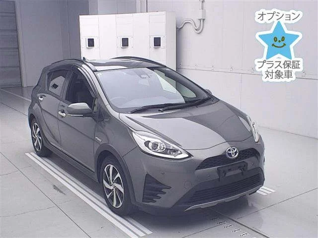 Toyota AQUA — фото 1