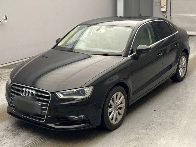 Audi A3 — фото 1
