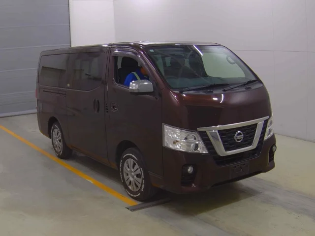 Nissan CARAVAN VAN — фото 1