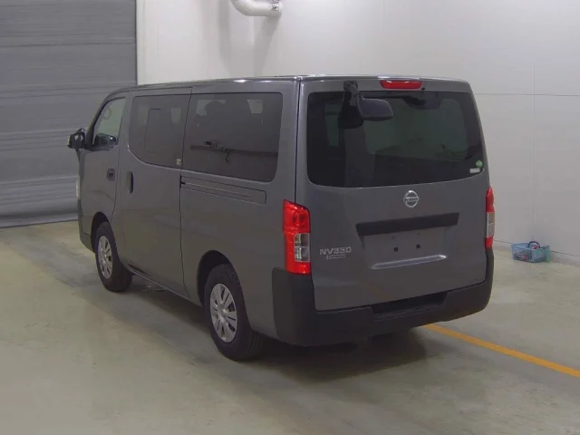 Nissan CARAVAN VAN — фото 2