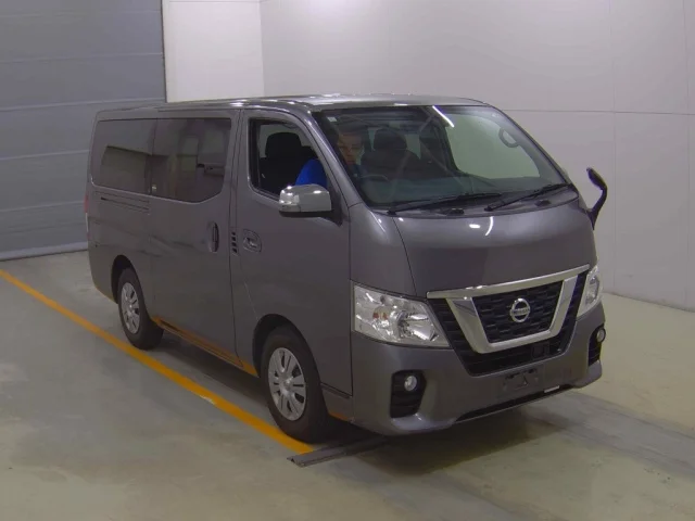 Nissan CARAVAN VAN — фото 1