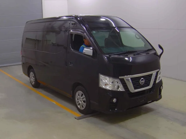 Nissan CARAVAN VAN — фото 1
