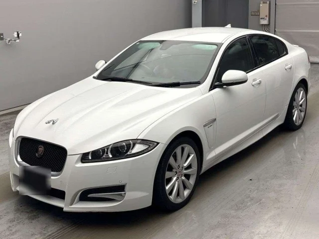 Jaguar XF SERIES — фото 1