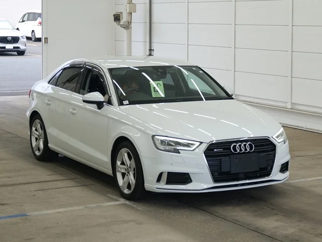 Audi A3 — фото 1