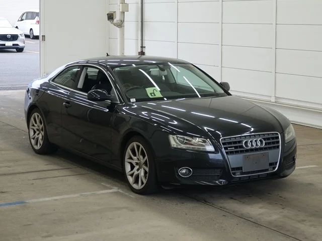 Audi A5 — фото 1