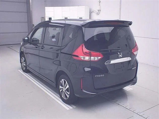 Honda FREED — фото 2