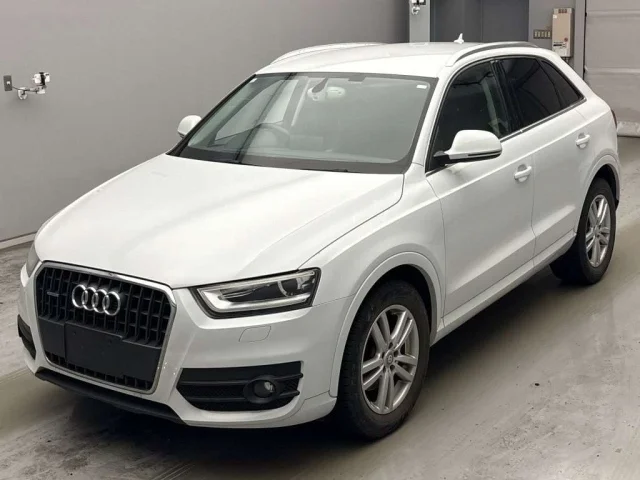 Audi Q3 — фото 1