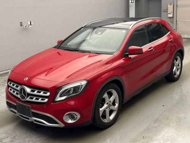 Mercedes-Benz GLA CLASS — фото 1