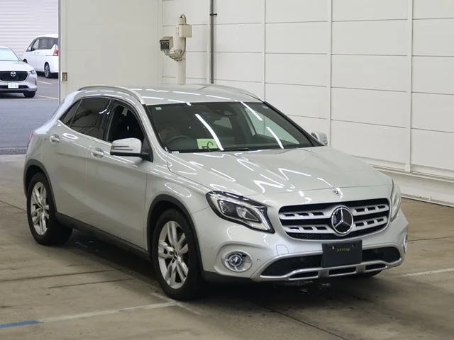 Mercedes-Benz GLA CLASS — фото 1