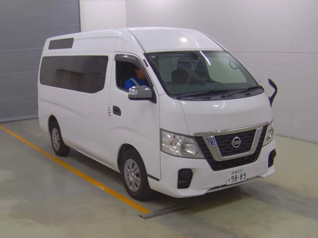 Nissan CARAVAN VAN — фото 1
