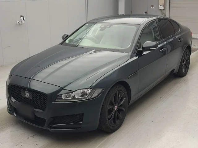 Jaguar XF SERIES — фото 1