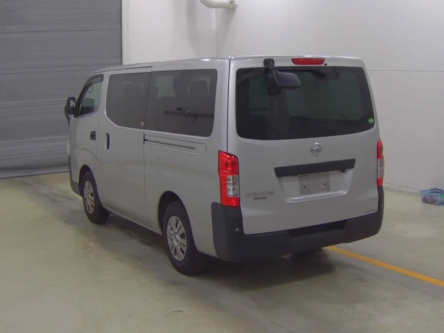 Nissan CARAVAN VAN — фото 2
