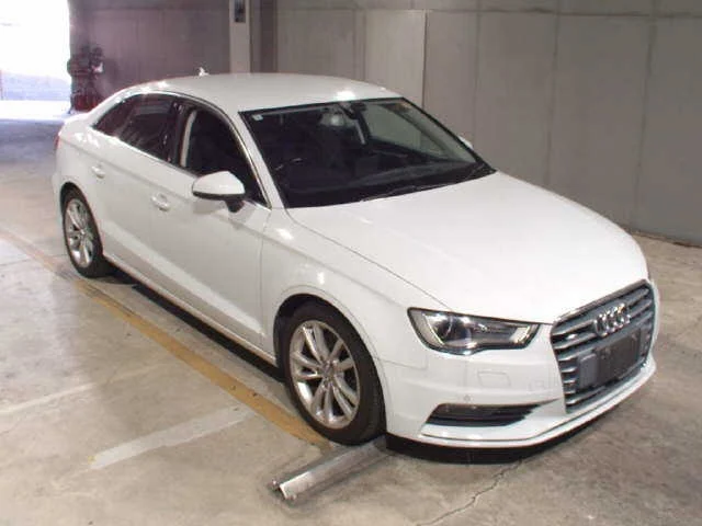 Audi A3 — фото 1