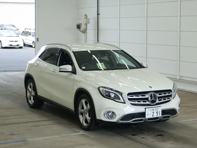 Mercedes-Benz GLA CLASS — фото 1