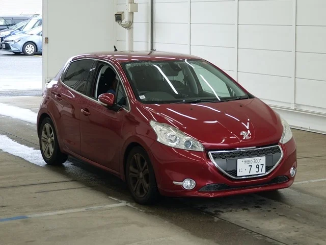 Peugeot 208