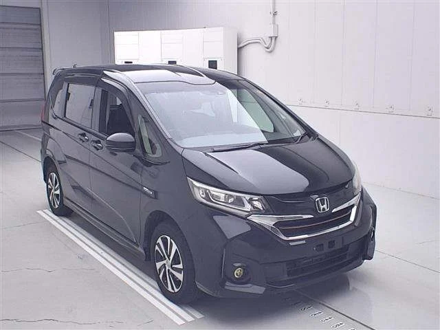 Honda FREED — фото 1