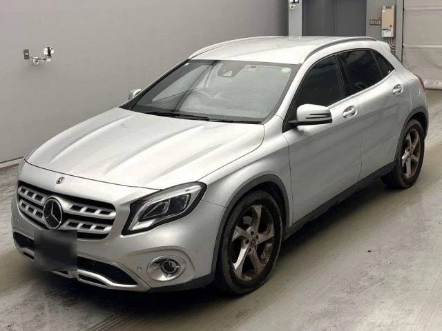 Mercedes-Benz GLA CLASS — фото 1