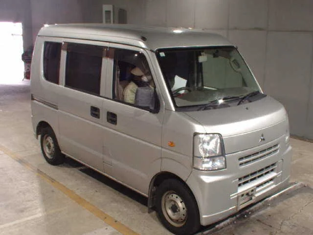 Mitsubishi MINICAB VAN