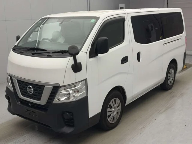Nissan CARAVAN — фото 1