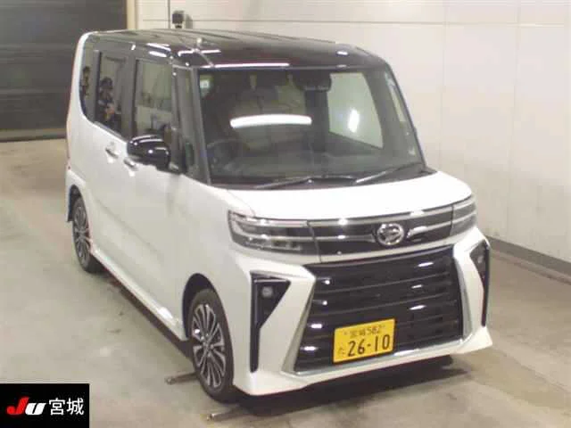 Daihatsu TANTO — фото 1