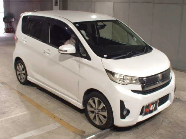 Mitsubishi EK CUSTOM