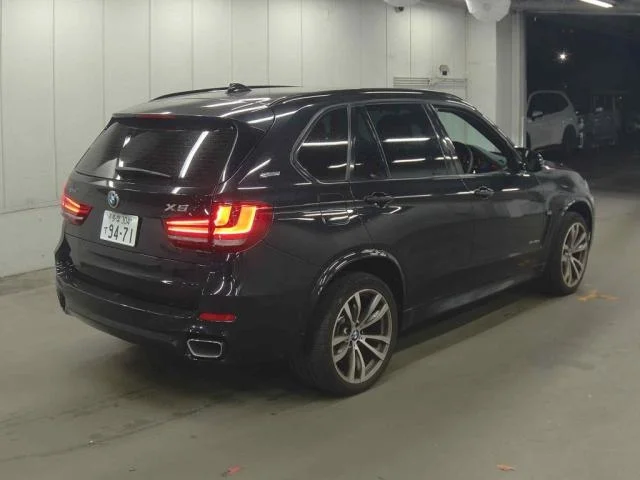 BMW X5 — фото 2