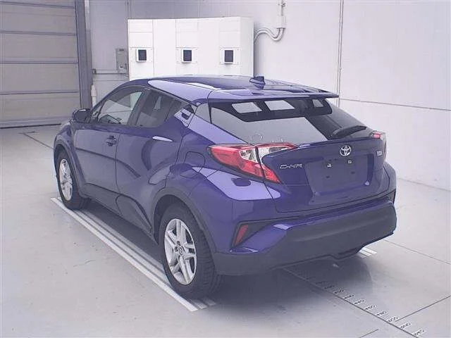Toyota C-HR — фото 2