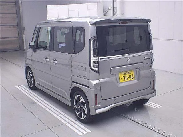 Suzuki SPACIA — фото 2