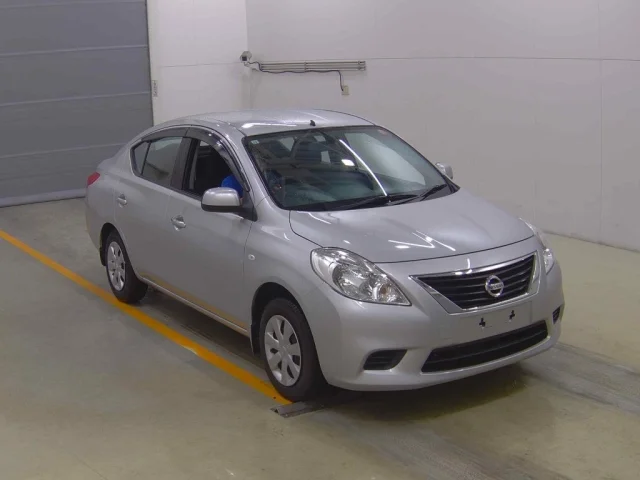 Nissan LATIO