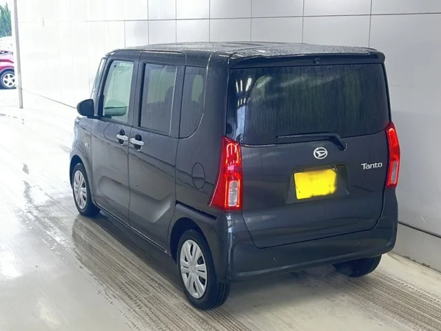 Daihatsu TANTO — фото 2