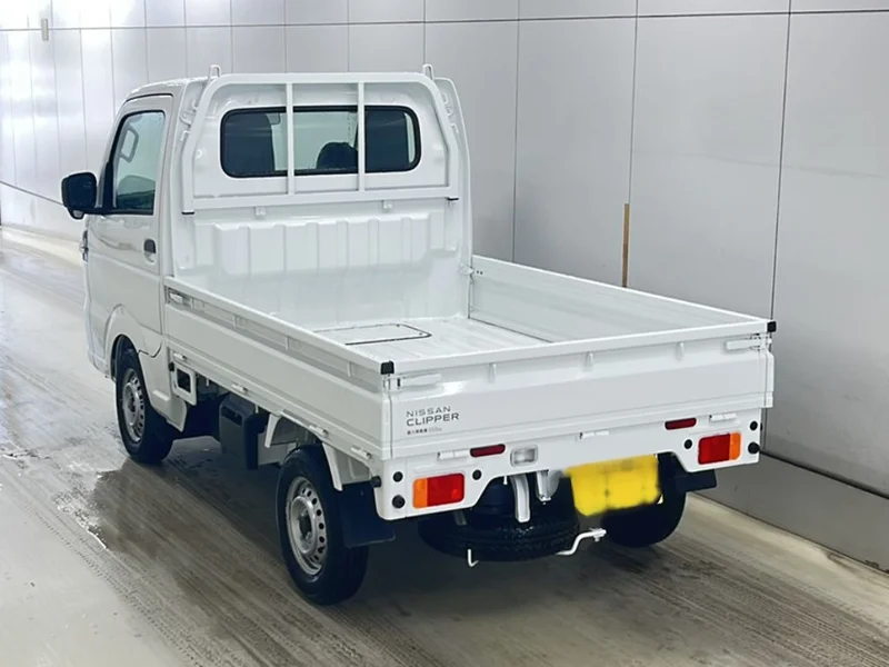 Nissan CLIPPER TRUCK — фото 2
