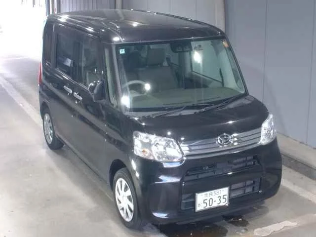Daihatsu TANTO — фото 1