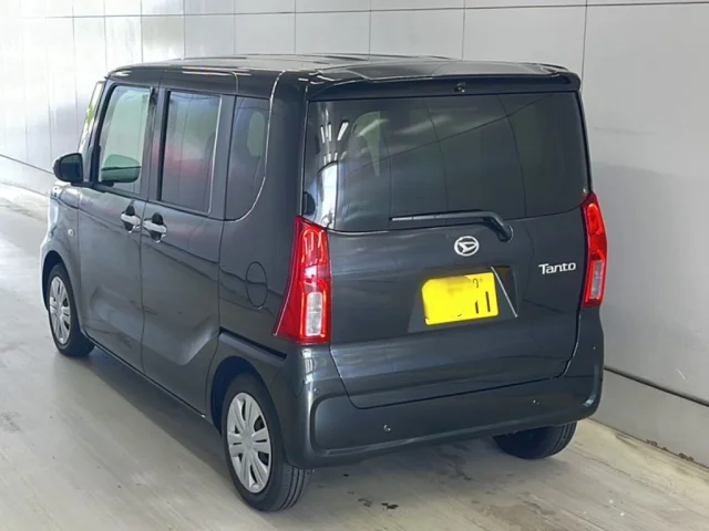 Daihatsu TANTO — фото 2